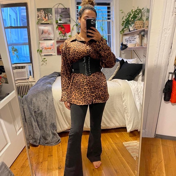 H&M oversized button up - Picture 1 of 3